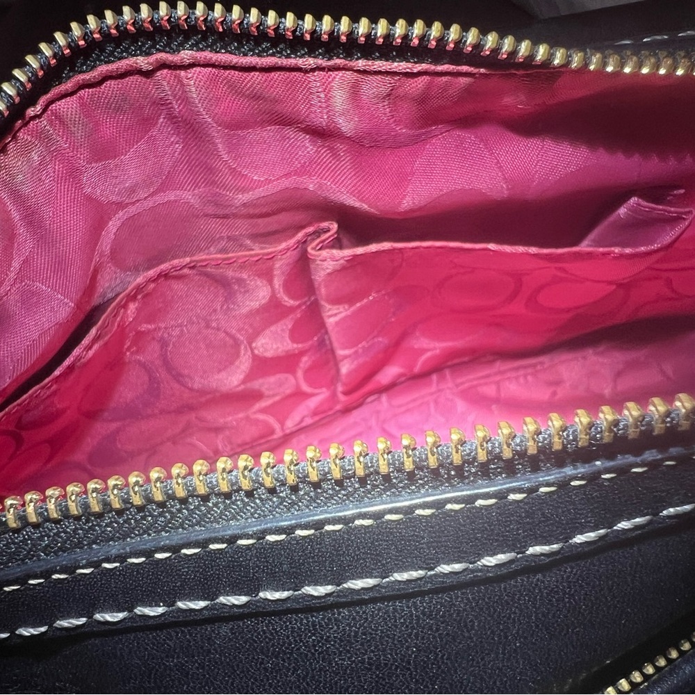 COACH Legacy Turnlock Shoulder Bag F12868 - Picture 8 of 11